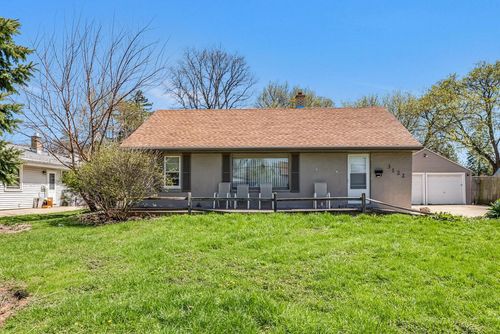 3122 S 95th Street, Milwaukee, WI, 53227 | Card Image