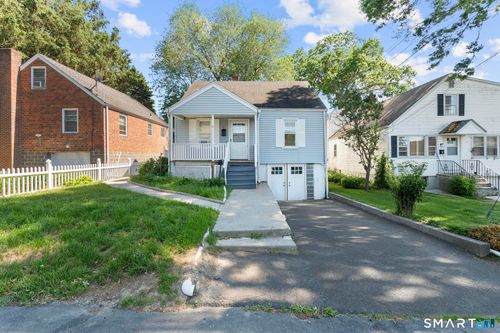 12 Finley St, Norwalk, CT, 06850-3602 | Card Image
