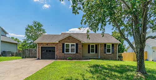 834 Iris Ln, Clarksville, TN, 37042-5851 | Card Image
