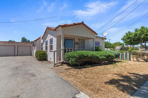 210 S 2nd St, King City, CA, 93930-2939 | Card Image