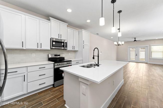 *Photo is of the same floor plan, different unit in building. Some finishes may slightly differ.* | Image 6