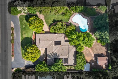 8790 Winding Way, Fair Oaks, CA, 95628-6437 | Card Image