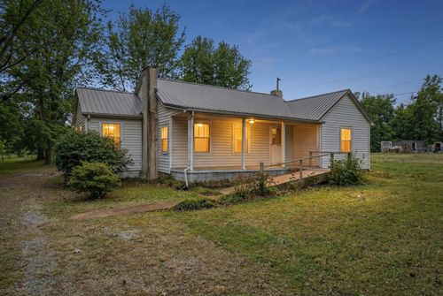 3236 Dover Rd, Woodlawn, TN, 37191-9006 | Card Image