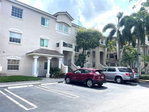 208-5640 Nw 115th Ct, Doral, FL, 33178-4178 | Card Image