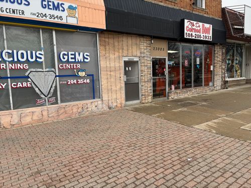 4-23001 Gratiot Ave, Eastpointe, MI, 48021-1627 | Card Image