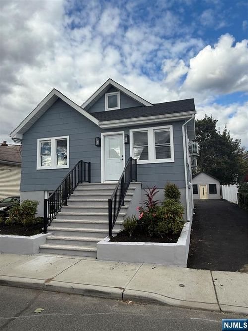 14 Park St, Little Ferry, NJ, 07643-1835 | Card Image