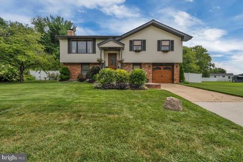 3 Carriage Ct, WATERFORD WORKS, NJ, 08089-2201 | Card Image