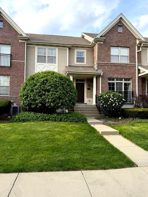 2573 Waterbury Ln, Buffalo Grove, IL, 60089-6891 | Card Image