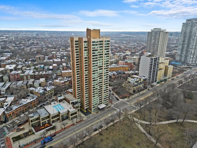 APT-1409 - 1850 N Clark St, Condo with 3 bedrooms, 3 bathrooms and 2 parking in CHICAGO IL | Image 35