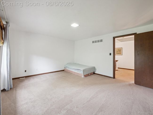 36-4677-Rolling-Ridge-Rd-West-Bloomfield-Township-MI-48323-WindowStill-46.jpg | Image 30
