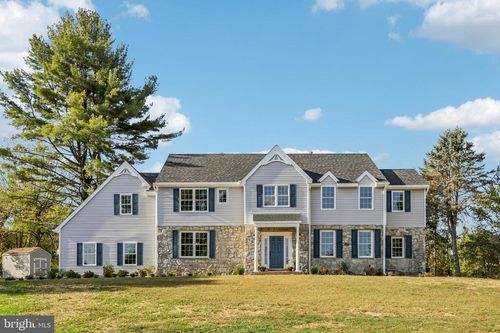 1035 Snyder Ave, PHOENIXVILLE, PA, 19460-1895 | Card Image