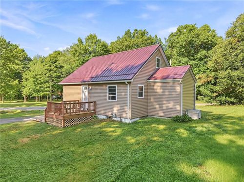 7 Old Fredonia Rd, Mercer, PA, 16137-5033 | Card Image