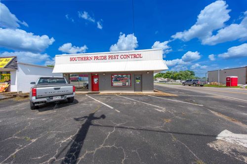 1021 Woodward Ave, Muscle Shoals, AL, 35661 | Card Image