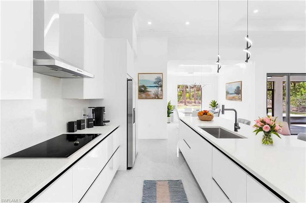 Residential in NAPLES 3