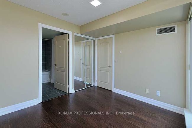 1203 - 2121 Lake Shore Blvd W, Condo with 1 bedrooms, 1 bathrooms and null parking in Etobicoke ON | Image 16