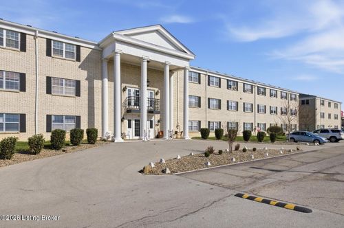 319 El Conquistador Pl, Louisville, KY, 40220-2022 | Card Image