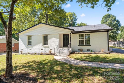 5316 Rupert Ln, Charlotte, NC, 28215-1620 | Card Image