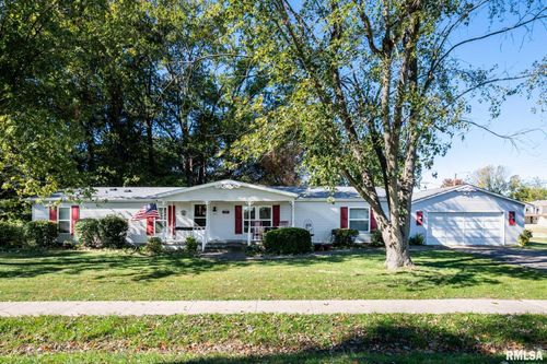 107 George St, Hurst, IL, 62949 | Card Image