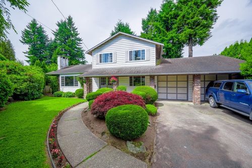 11481 Fraserview St, Maple Ridge, BC, V2X4Y6 | Card Image