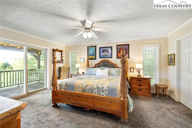 Huge primary bedroom | Image 23