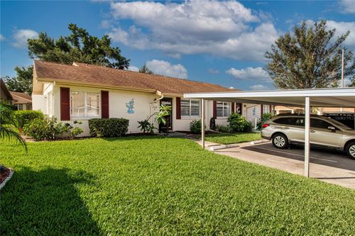 unit-a-1828 Foxhunt Dr, SUN CITY CENTER, FL, 33573-6122 | Card Image