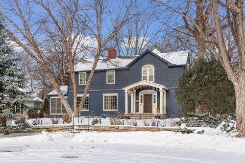 3 Edina Ct, Edina, MN, 55424-1136 | Card Image