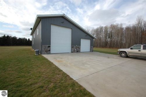 3380 Bella Ln, West Branch, MI, 48661-9130 | Card Image