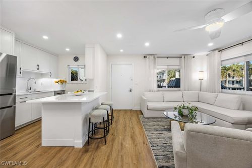 209-766 Central Ave, NAPLES, FL, 34102-6048 | Card Image