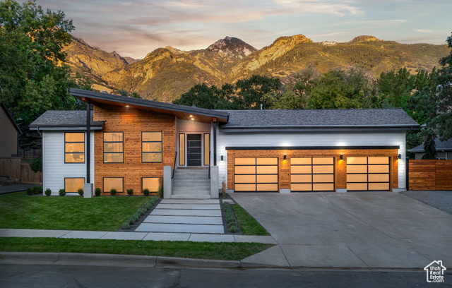 Grand Oak Dr, Salt Lake City, UT 84121