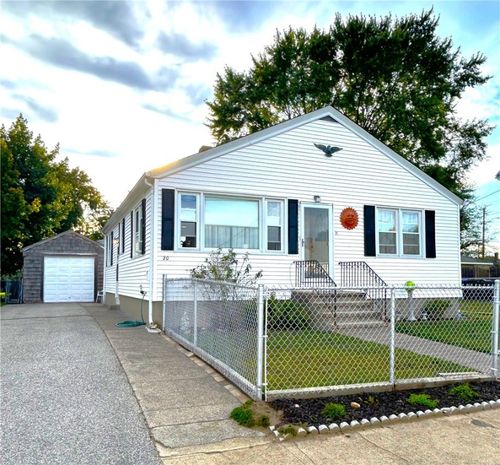 20 Dickinson Ave, North Providence, RI, 02904-3607 | Card Image