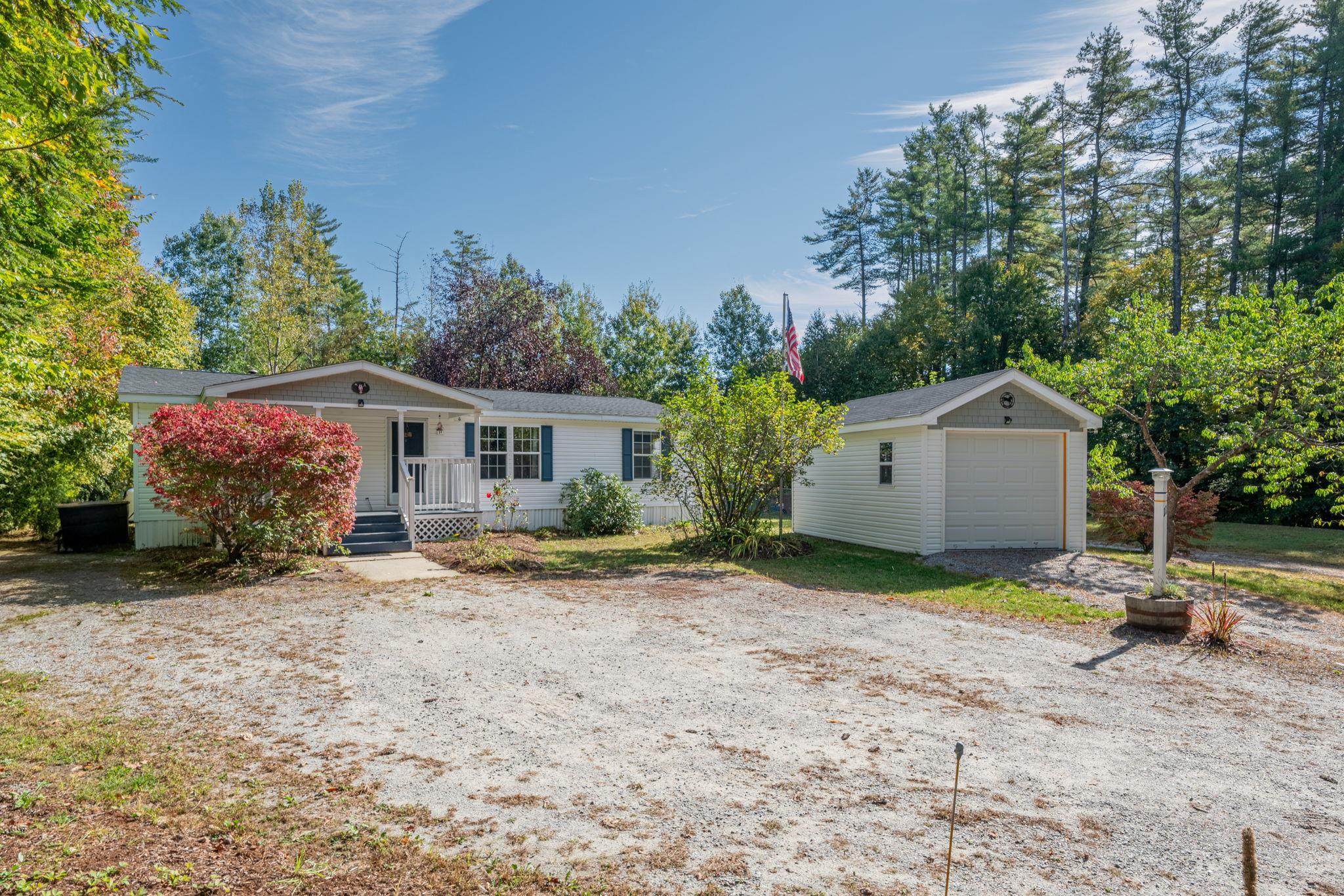 Melody Ln, Hillsborough, NH 03244