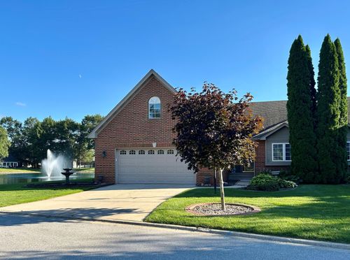 6897 Avocet Cir, Hobart, IN, 46342-6875 | Card Image