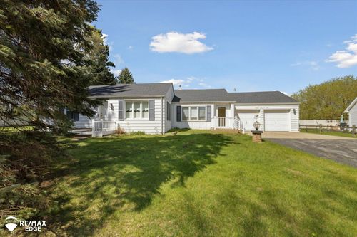 7309 N Genesee Rd, Genesee, MI, 48437-7716 | Card Image