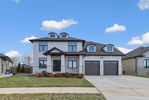 418 Pearson St, Amherstburg, ON, N9V0G4 | Card Image