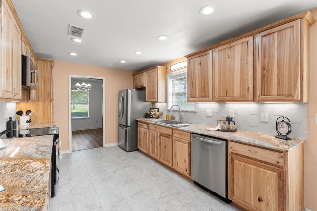314 Cedar St, House other with 3 bedrooms, 2 bathrooms and null parking in Mt Pleasant TX | Image 10