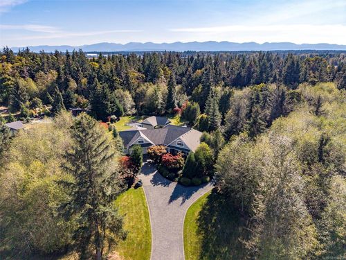 1063 Kincora Lane, Comox, BC, V9M4C5 | Card Image
