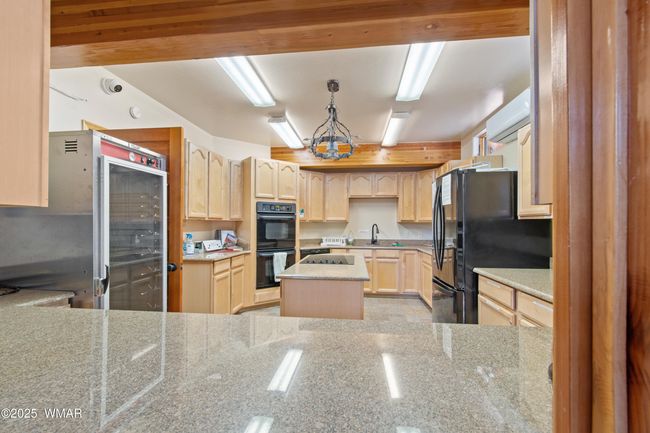 Clubhouse Kitchen | Image 26