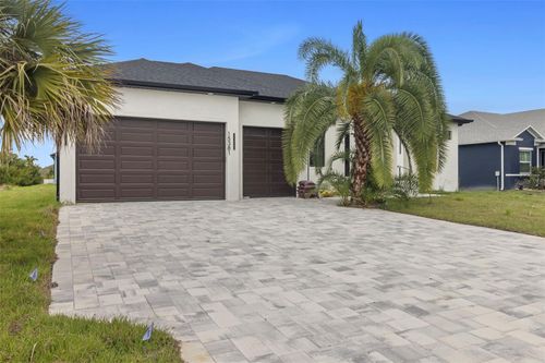 15381 Alsask Cir, PORT CHARLOTTE, FL, 33981-3167 | Card Image