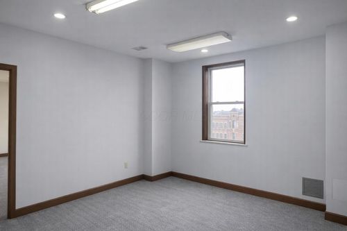 514-201 S Broad St, Lancaster, OH, 43130-4306 | Card Image