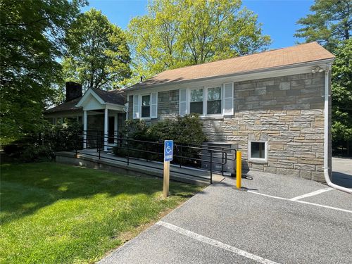 3-2038 New Hackensack Rd, Poughkeepsie, NY, 12603-4854 | Card Image