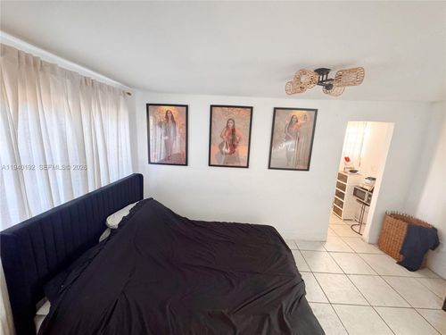 0-195 Nw 135th St, Miami, FL, 33168-4710 | Card Image