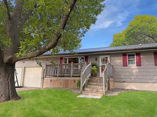 341 3rd St, Walnut Grove, MN, 56180-9499 | Card Image