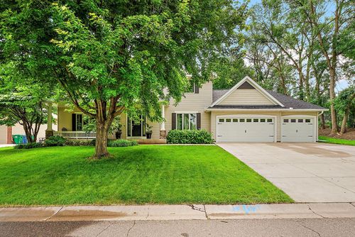 4860 Minnesota Ln N, Plymouth, MN, 55446-2161 | Card Image