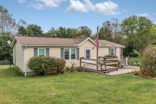 9742 Honey Hill Dr, Bon Aqua, TN, 37025-1522 | Card Image