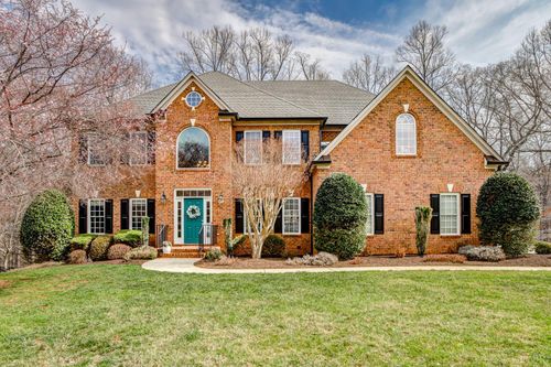 105 Bethel Park Dr, Lynchburg, VA, 24502-5262 | Card Image