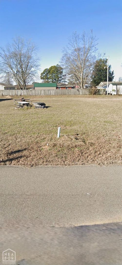 123 Pecan, Lake City, AR, 72437 | Card Image