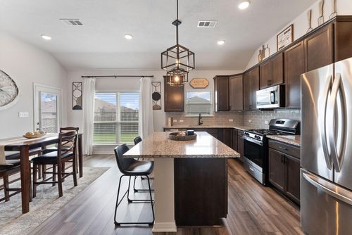 11935 Sunshine Park Dr N, Willis, TX, 77318-2007 | Card Image
