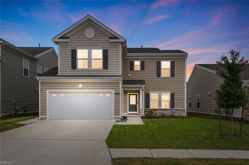 196 Norfleet Ln, Suffolk, VA, 23434-8692 | Card Image