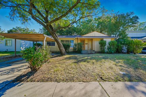1902 Waldrop St, Irving, TX, 75061-2851 | Card Image