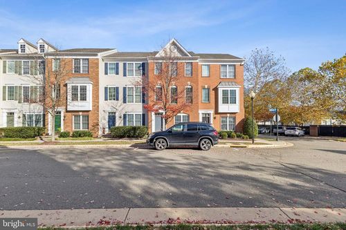 25390 Shipley Ter, CHANTILLY, VA, 20152-3983 | Card Image